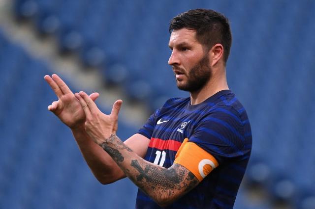 开云体育入口-【奥运男足】吉尼亚克戴帽 法国4比3神奇逆转南非